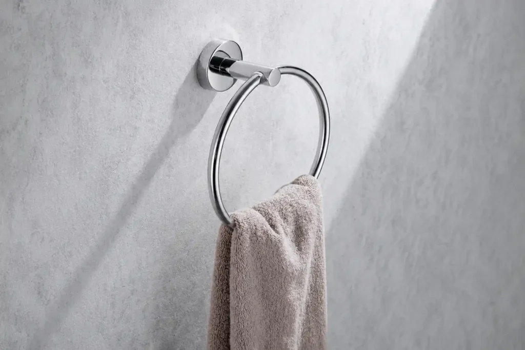 bathroom accessory set